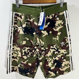 adidas Camo Shorts Youth Boys Size XL  Casual Athletic Bottoms IS3292